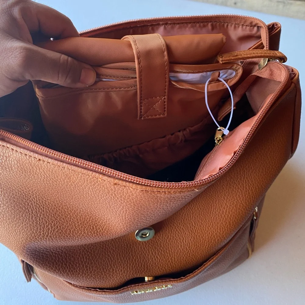 Diaper bag - Picture 2 of 10